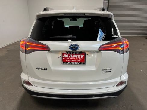 Used 2018 Toyota RAV4 Limited w/ Advanced Technology Package AWD/4WD image 4