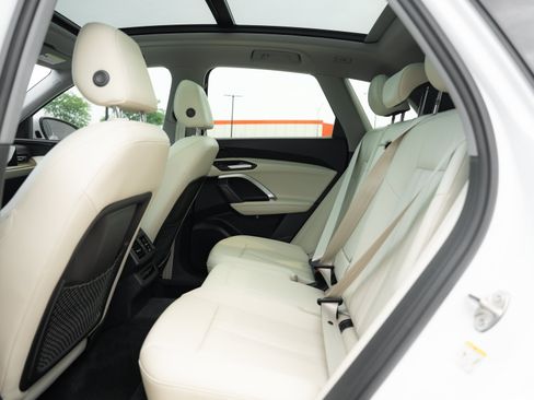 Certified 2025 Audi Q5 Premium AWD/4WD image 20