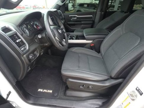 Used 2024 RAM 1500 Big Horn AWD/4WD image 13
