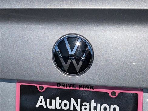 Used 2024 Volkswagen Jetta SE FWD image 29