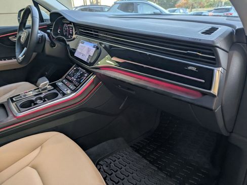 Used 2025 Audi Q7 2.0T Premium Plus w/ Premium Plus Package image 29