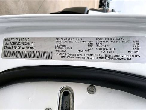 New 2026 RAM 2500 Tradesman AWD/4WD image 17