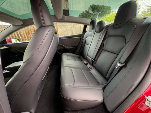 Used 2025 Tesla Model 3 RWD image 22