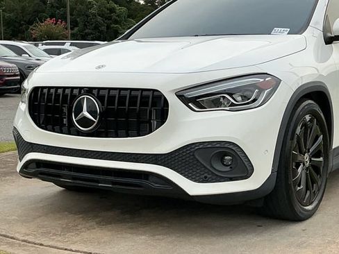 Used 2023 Mercedes-Benz GLA 250 w/ Premium Package image 9