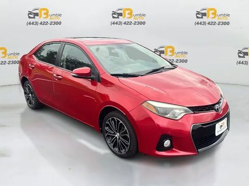 Used 2015 Toyota Corolla S image 3