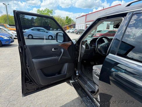Used 2018 Nissan Armada SV w/ Driver Package RWD image 9