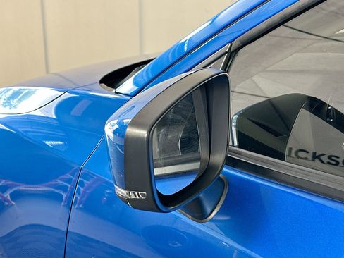 Used 2020 Toyota Yaris LE image 10