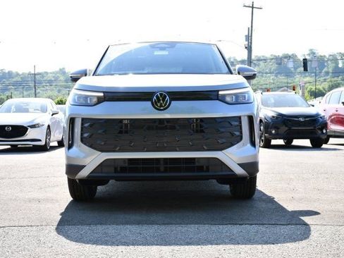 New 2026 Volkswagen Tiguan S FWD image 2