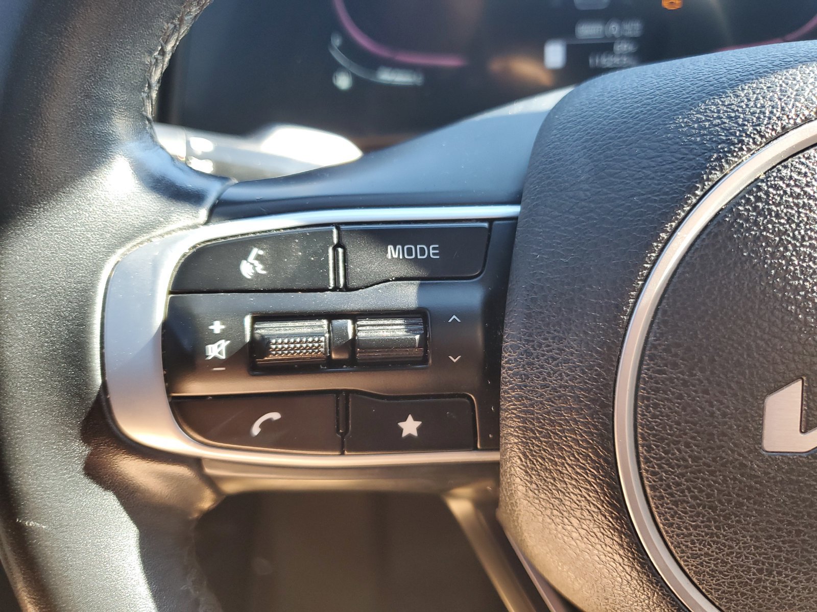 Used 2023 Kia Sportage X-Line w/ X-Line Premium Package AWD/4WD image 23