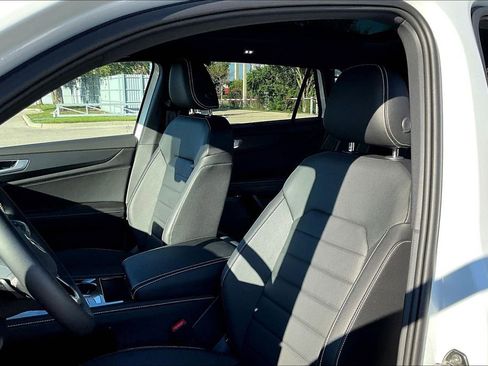 New 2026 Volkswagen Atlas Cross Sport SEL image 20