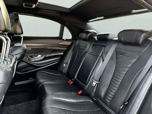 Used 2019 Mercedes-Benz S 560 4MATIC Sedan image 34