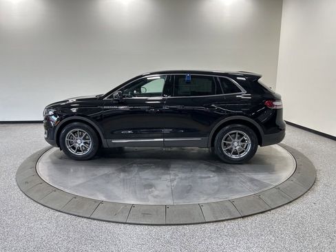 Used 2019 Lincoln Nautilus Select AWD/4WD image 9