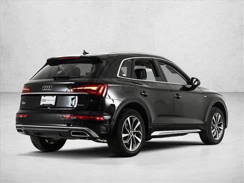Used 2023 Audi Q5 2.0T Premium Plus w/ Premium Plus Package AWD/4WD image 5
