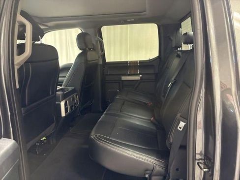 Used 2019 Ford F150 Lariat image 30