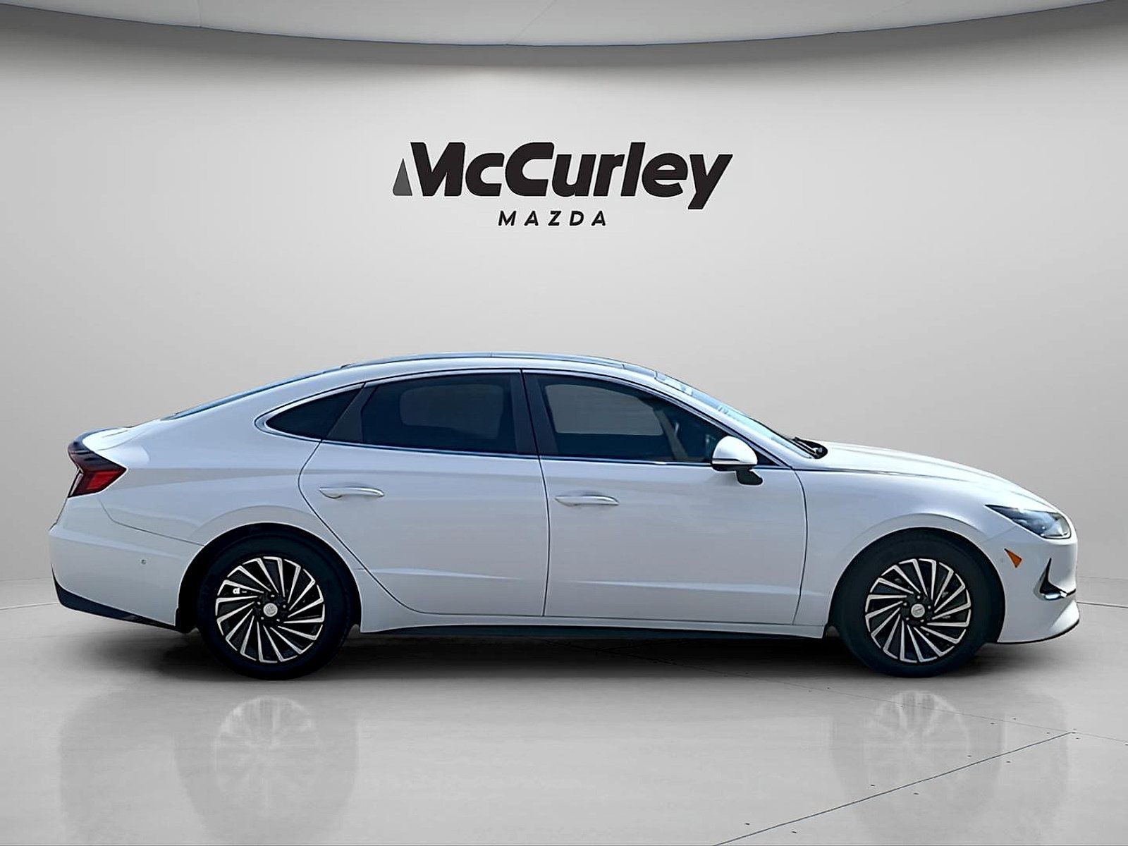 Used 2023 Hyundai Sonata Limited FWD image 8