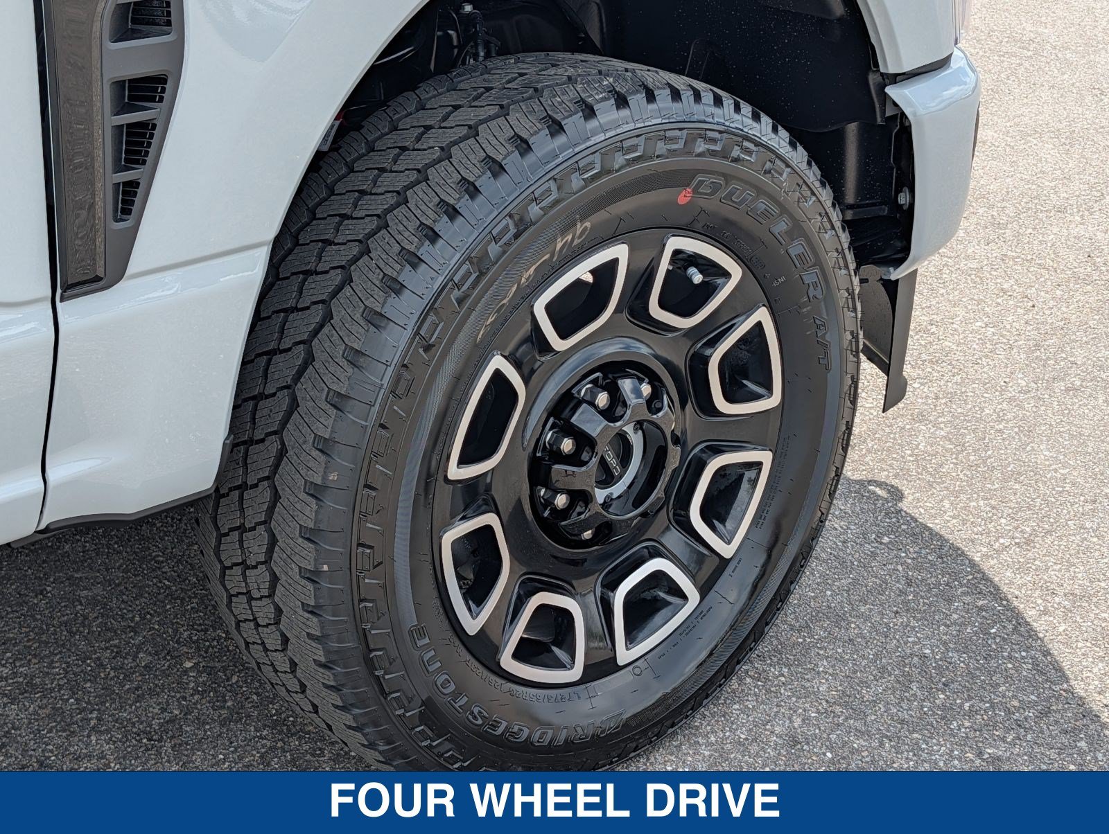 New 2026 Ford F250 Platinum w/ FX4 Off-Road Package AWD/4WD image 14