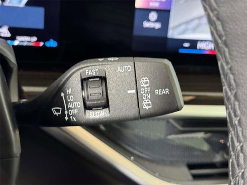 Used 2023 BMW X7 xDrive40i image 24