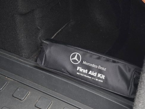 Used 2011 Mercedes-Benz E 350 Cabriolet image 57
