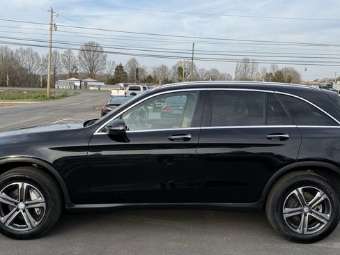 Used 2016 Mercedes-Benz GLC 300 4MATIC image 4