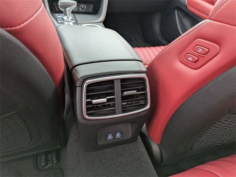 Certified 2025 Genesis G70 3.3T Advanced image 16