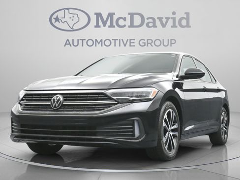 Used 2024 Volkswagen Jetta Sport FWD image 30