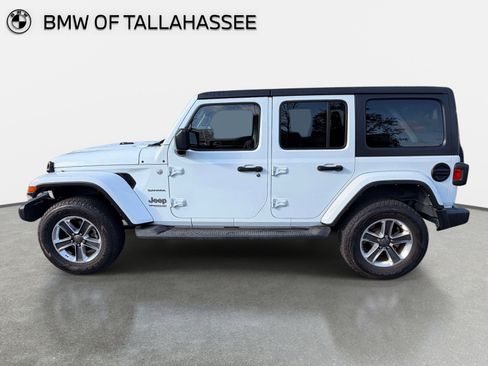 Used 2021 Jeep Wrangler Unlimited Sahara image 9