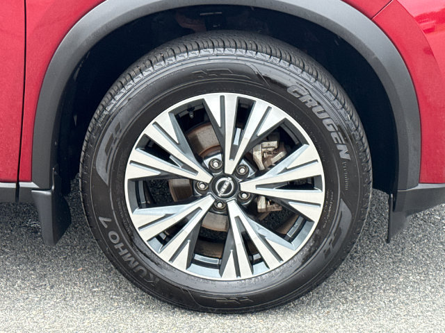 Used 2023 Nissan Rogue SV FWD image 12