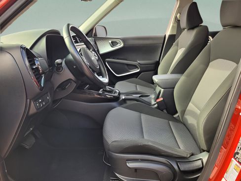 Used 2022 Kia Soul X-Line image 14