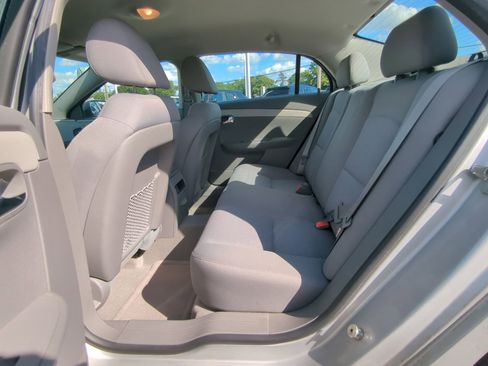 Used 2010 Chevrolet Malibu LS FWD image 18