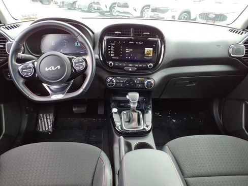 Certified 2023 Kia Soul GT-Line FWD image 9