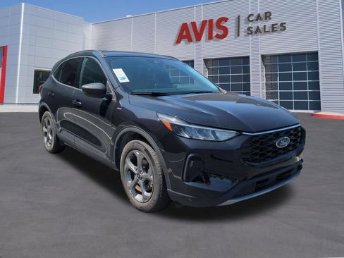 Used 2025 Ford Escape ST-Line FWD image 3