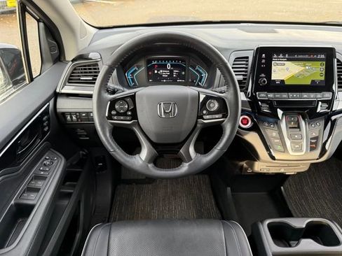 Used 2023 Honda Odyssey Elite image 21