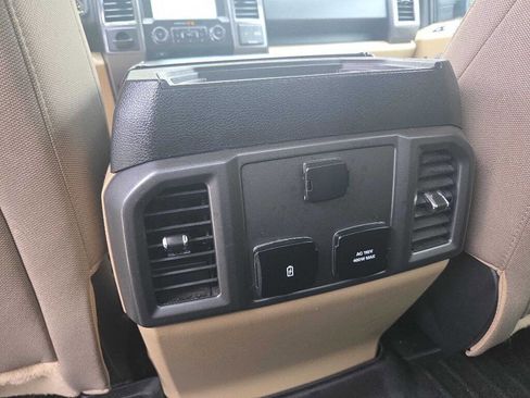 Used 2018 Ford F150 XLT w/ Equipment Group 302A Luxury image 28