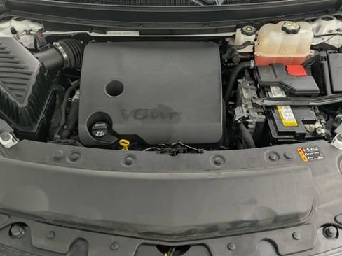 Certified 2024 Buick Enclave Essence FWD image 35