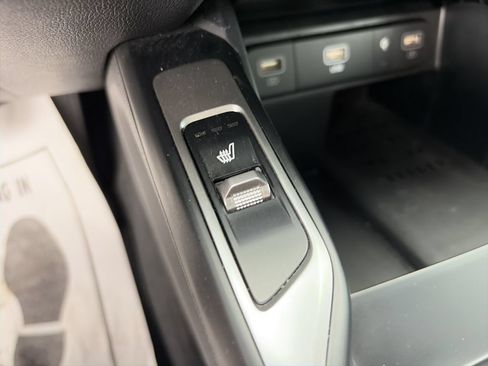 Used 2023 Kia Sorento EX w/ Panoramic Sunroof Package FWD image 27