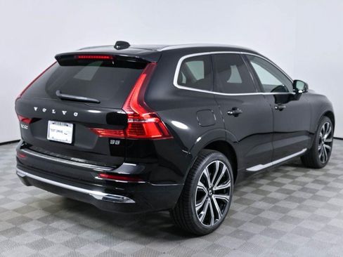 Certified 2023 Volvo XC60 B5 Ultimate w/ Climate Package FWD image 30