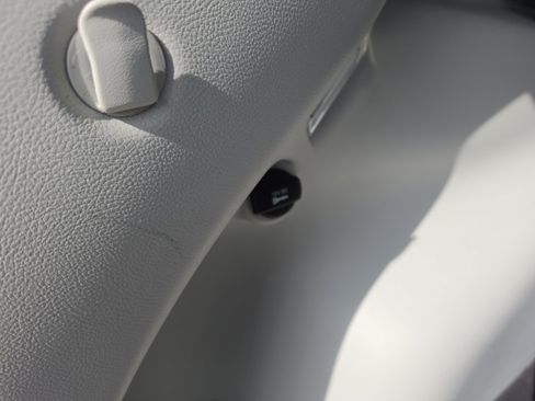Used 2021 Jeep Compass Limited AWD/4WD image 15