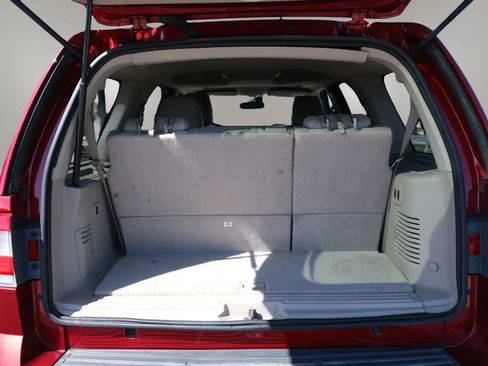 Used 2015 Lincoln Navigator 4WD image 20