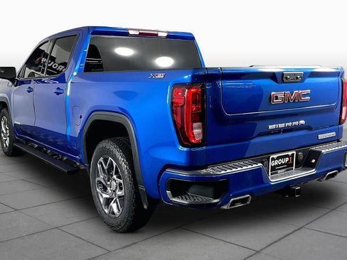 Used 2022 GMC Sierra 1500 Elevation AWD/4WD image 12