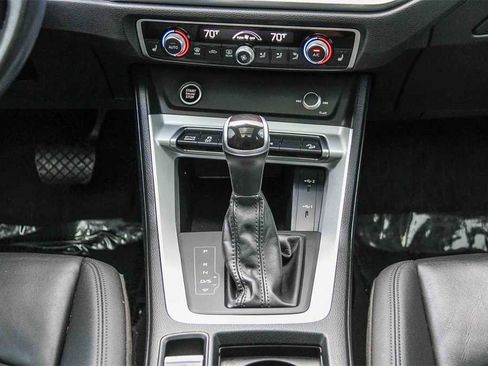 Used 2022 Audi Q3 2.0T Premium Plus w/ Premium Plus Package image 14