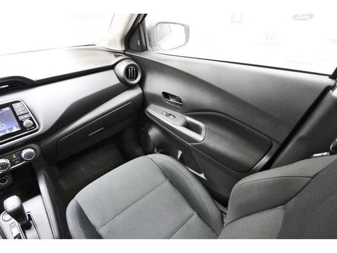 Used 2025 Nissan Kicks Play S FWD image 7