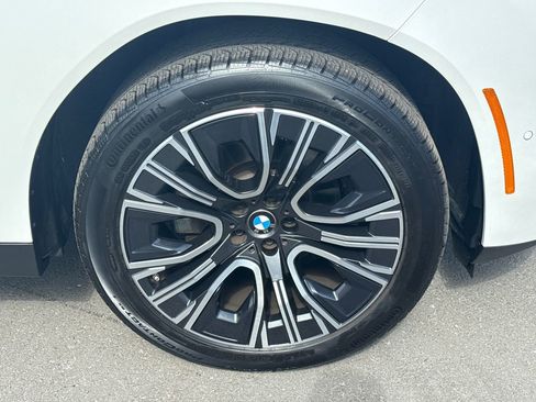 Used 2025 BMW X3 xDrive30i w/ Premium Package AWD/4WD image 7