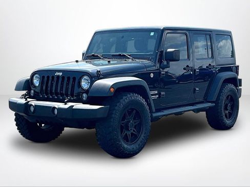 Used 2016 Jeep Wrangler Unlimited Sport w/ Mopar Black Appearance Group AWD/4WD image 29