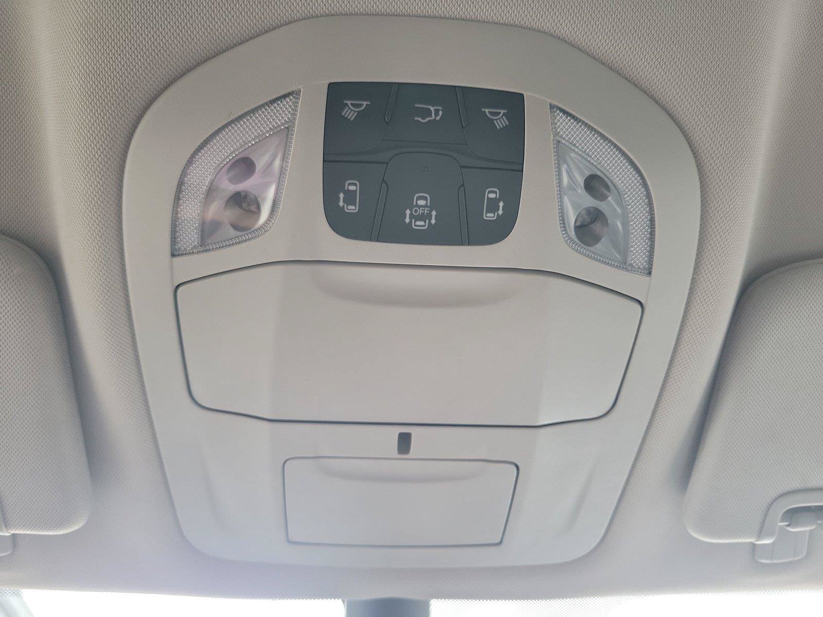 Used 2024 Chrysler Pacifica Touring-L FWD image 30