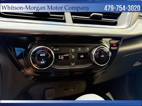 Used 2024 Chevrolet Trax LT FWD image 26