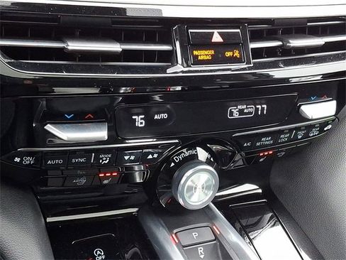 Used 2023 Acura MDX SH-AWD image 16