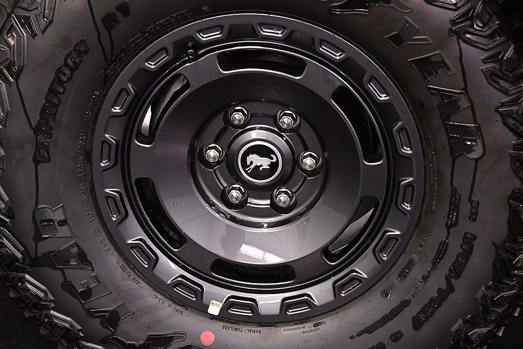 New 2025 Ford Bronco Badlands w/ Sasquatch Package AWD/4WD image 9