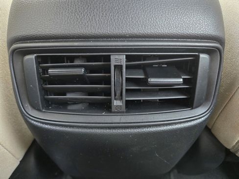 Used 2019 Honda CR-V LX image 27