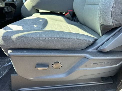 New 2026 Ford F250 XLT w/ Tremor Off-Road Package image 32