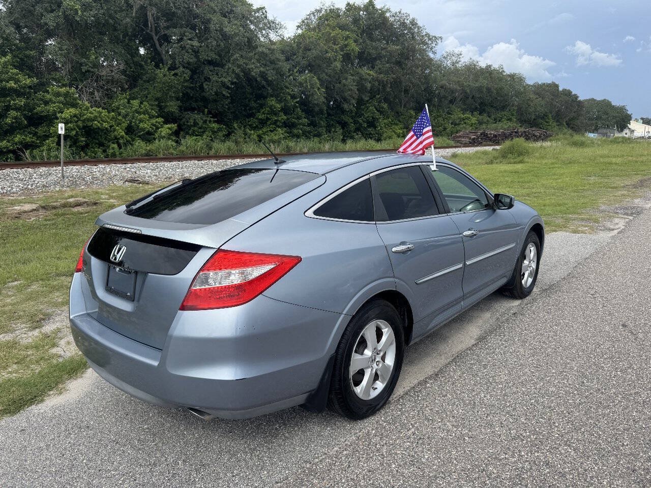 Used 2010 Honda Crosstour EX image 3